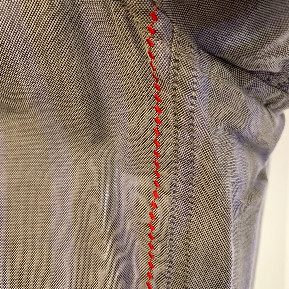 Robert Graham “The Freshly Laundered Shirt” - Picture 5 of 11